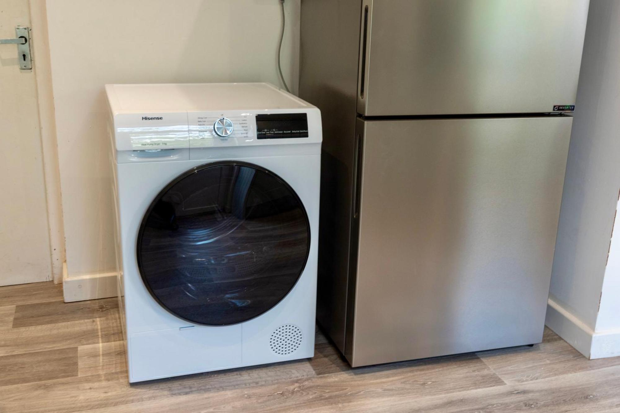 Double Room In Refurbished 5 Bed Home With Wifi And Tv BW Room 4 Solihull Esterno foto
